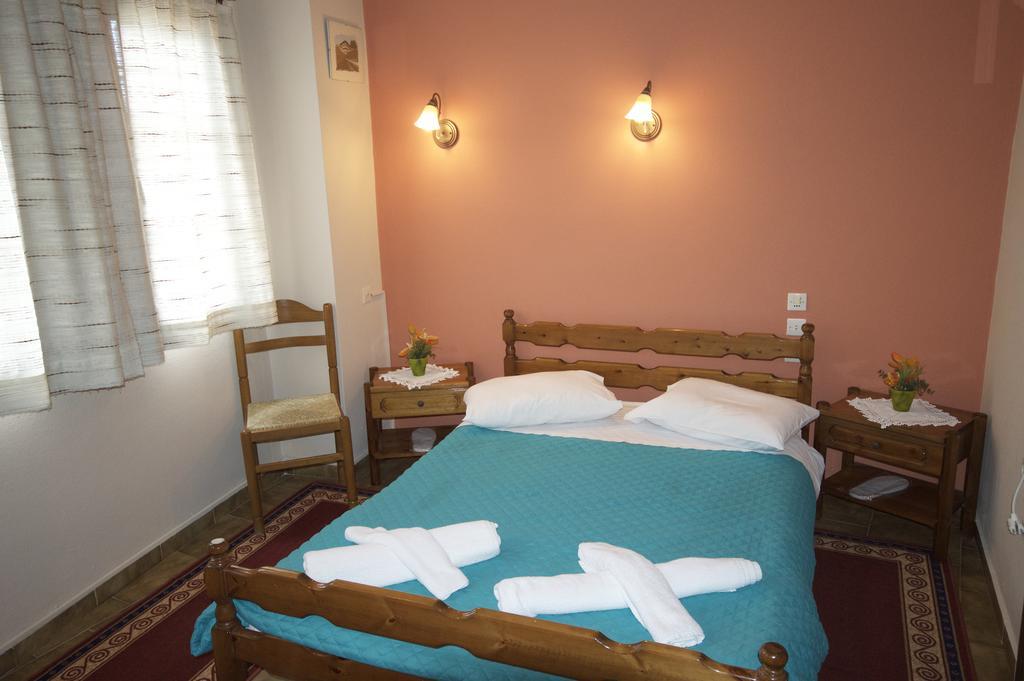 Ria Rooms Kissos  Zimmer foto